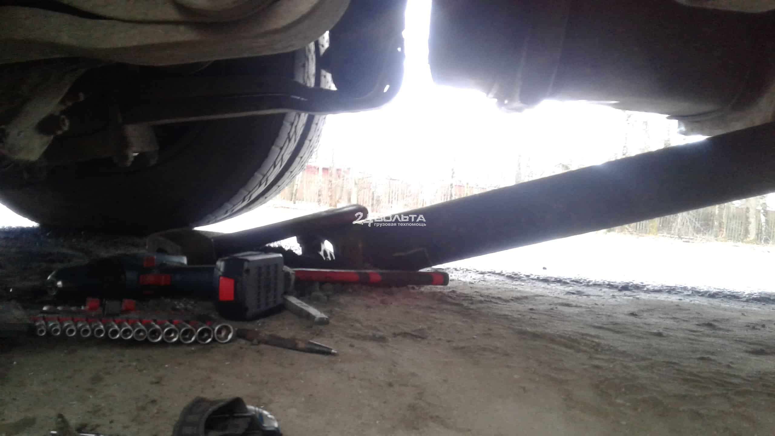 Замена подвесного подшипника Мерседес Актрос Замена подвесного подшипника Мерседес
